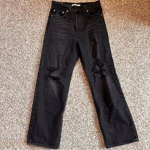 Levi's High Rise Black Distressed Jeans